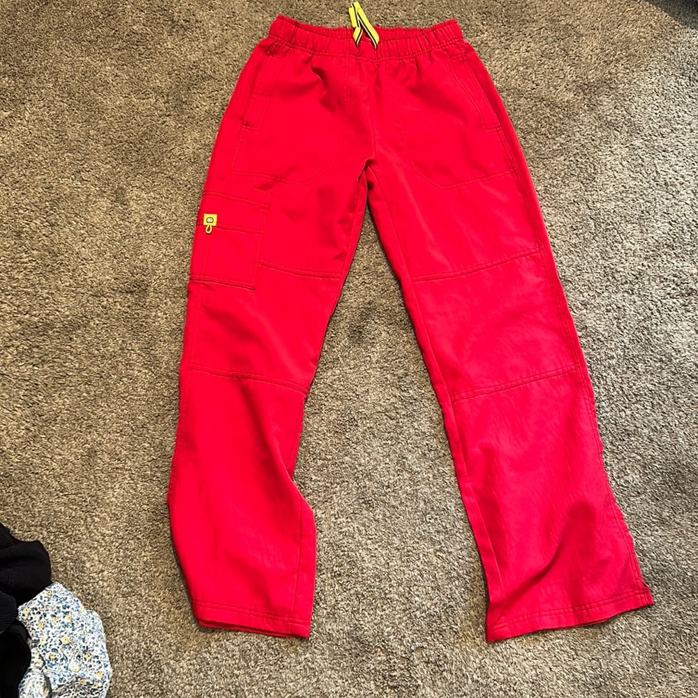 Vintage red cargo pants size small